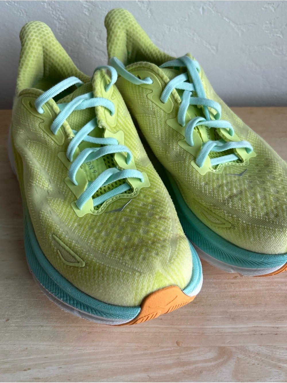 Hoka One One Women’s Neon Yellow Running Shoes Clifton 9